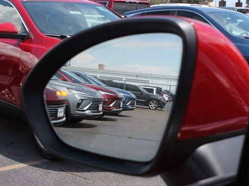 New 2025 Buick Envision Preferred image 16