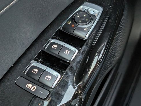 Used 2025 Kia K5 GT-Line image 11