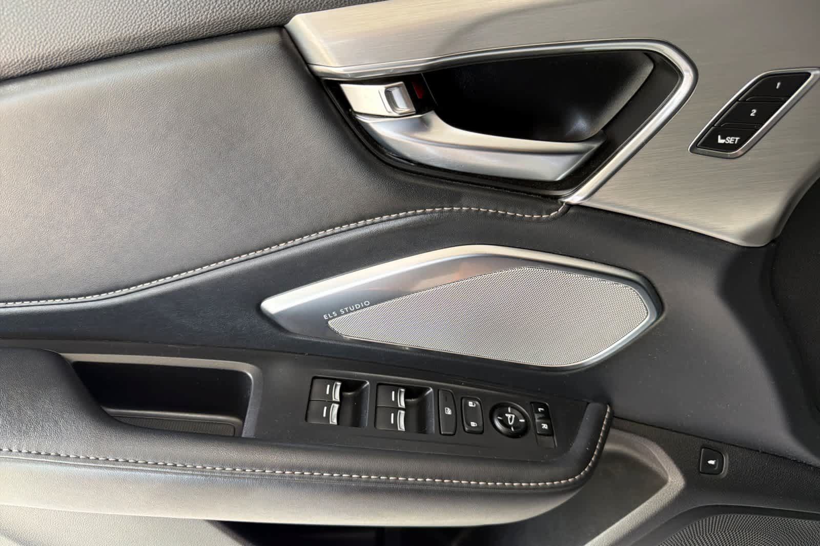 Used 2019 Acura RDX w/ Technology Package AWD/4WD image 12