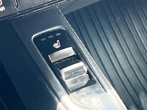 Used 2022 Kia Telluride EX w/ EX Premium Package image 20