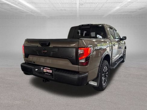 Used 2021 Nissan Titan PRO-4X w/ Pro-4x Convenience Package AWD/4WD image 29
