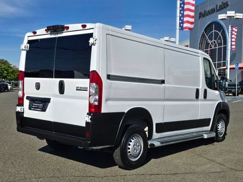 Used 2025 RAM ProMaster 2500 w/ U-Haul Equipment Group FWD image 4