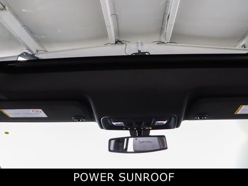 Used 2021 GMC Sierra 2500 AT4 w/ AT4 Preferred Package image 23