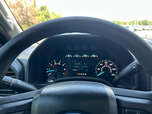 Used 2019 Ford F150 XL w/ Equipment Group 101A Mid RWD image 15