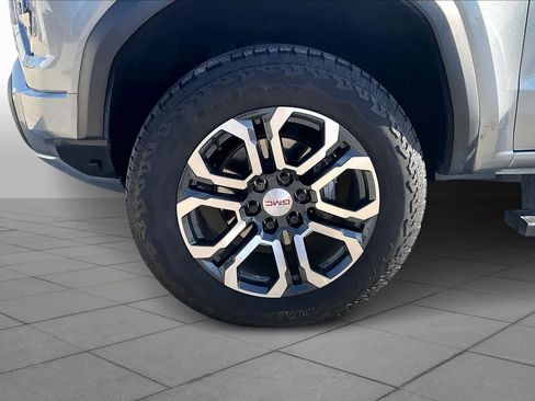 Certified 2024 GMC Canyon AT4 w/ AT4 Premium Package image 10