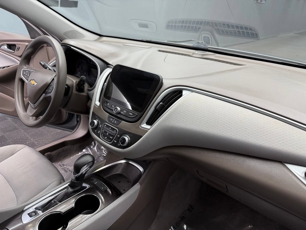 Used 2024 Chevrolet Malibu LT FWD image 49