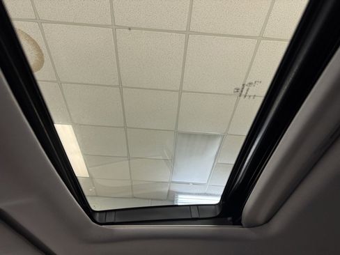 Used 2017 Honda Pilot EX-L image 43