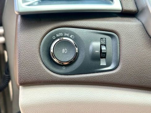 Used 2014 Cadillac SRX Premium image 33