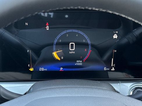 New 2026 Chevrolet Trax LT w/ Driver Confidence Package FWD image 24