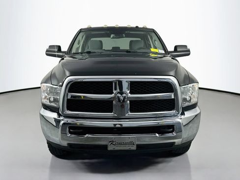 Used 2016 RAM 2500 Tradesman w/ Chrome Appearance Group AWD/4WD image 2