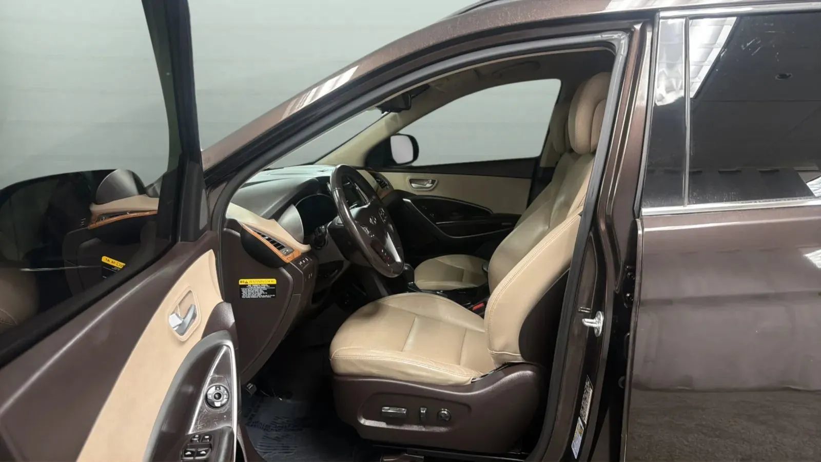 Used 2016 Hyundai Santa Fe Limited AWD/4WD image 21