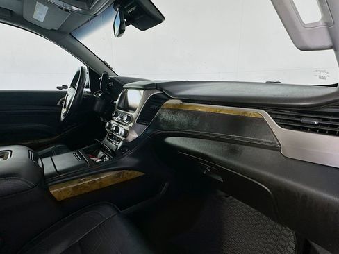 Used 2017 GMC Yukon Denali RWD image 32