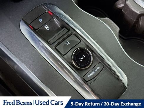 Used 2017 Acura MDX SH-AWD image 17