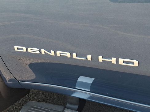 New 2026 GMC Sierra 2500 Denali w/ Denali Reserve Package AWD/4WD image 12