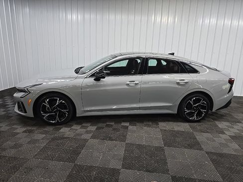 Used 2025 Kia K5 GT-Line w/ GT-Line Premium Package FWD image 5