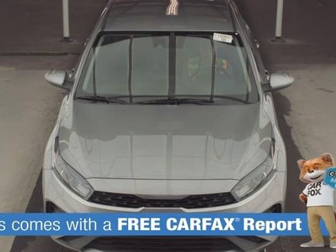 Used 2024 Kia Forte LXS image 2