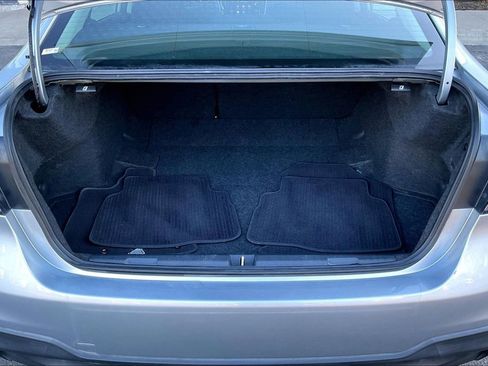 Used 2020 Subaru Legacy Premium image 31