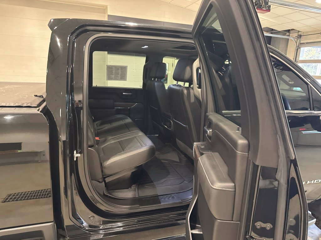 Used 2022 GMC Sierra 2500 Denali AWD/4WD image 16