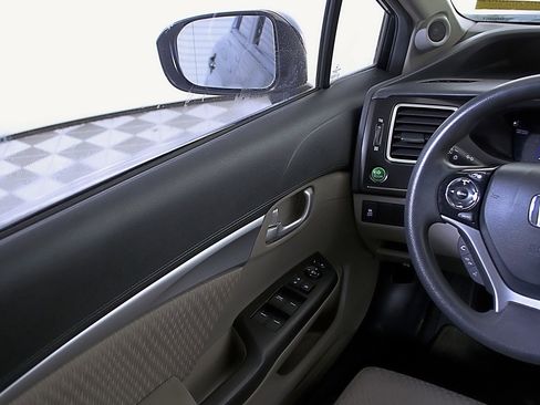 Used 2014 Honda Civic EX image 19