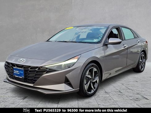 Certified 2023 Hyundai Elantra SEL w/ Convenience Package FWD image 1