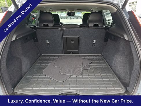 Certified 2023 Volvo XC40 B5 Core w/ Convenience Package AWD/4WD image 30
