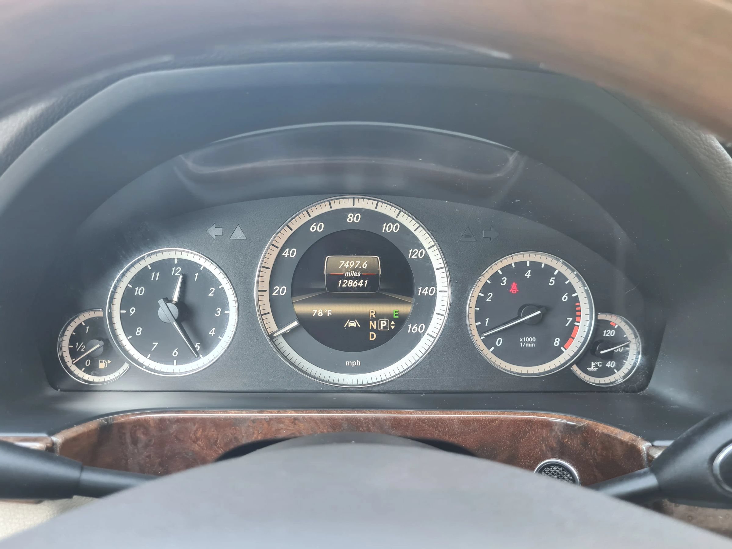 Used 2013 Mercedes-Benz E 350 Sedan image 17