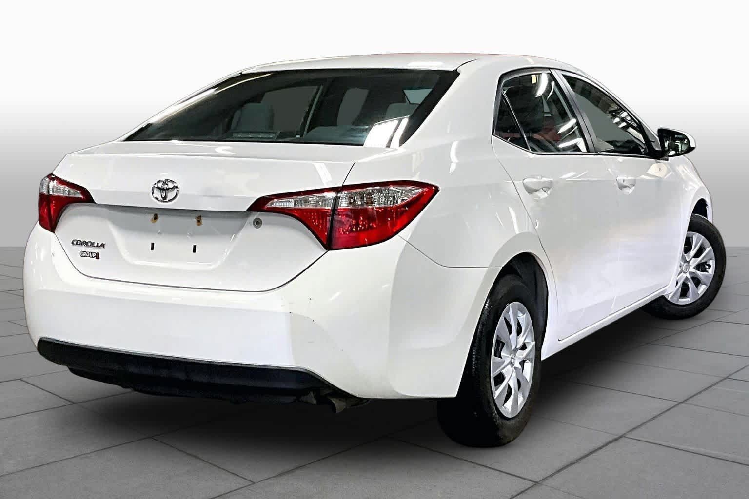 Used 2016 Toyota Corolla L FWD image 13