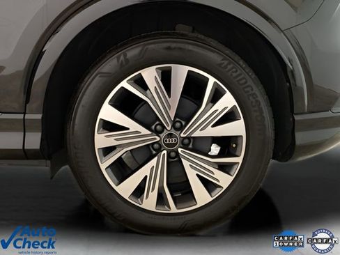 Used 2024 Audi Q4 e-tron Premium image 20
