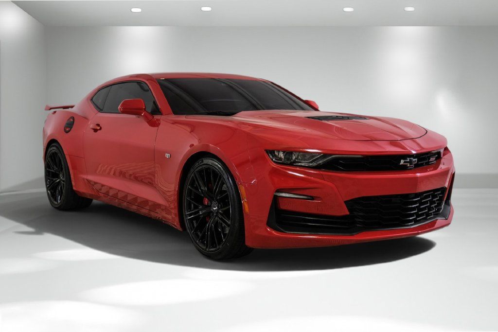 Used 2023 Chevrolet Camaro SS RWD image 6