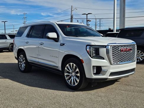 Used 2023 GMC Yukon Denali image 9