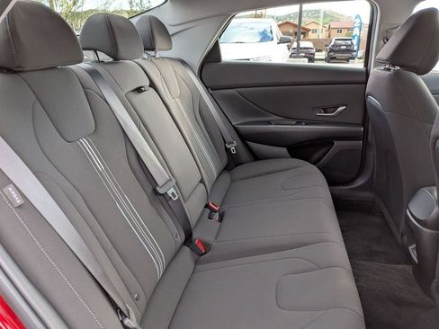 Certified 2024 Hyundai Elantra SEL w/ Convenience Package image 30