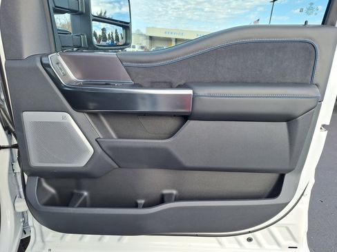 New 2026 Ford F250 Platinum image 18