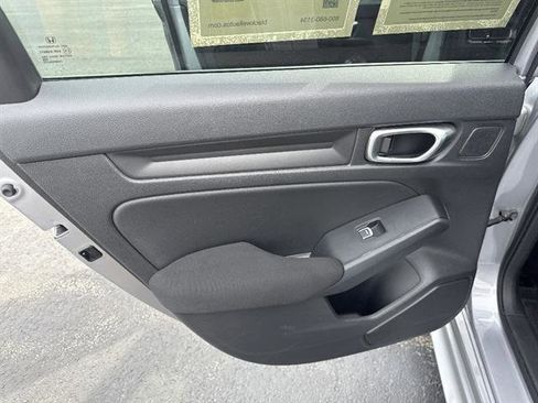 Used 2024 Honda Civic Sport image 13