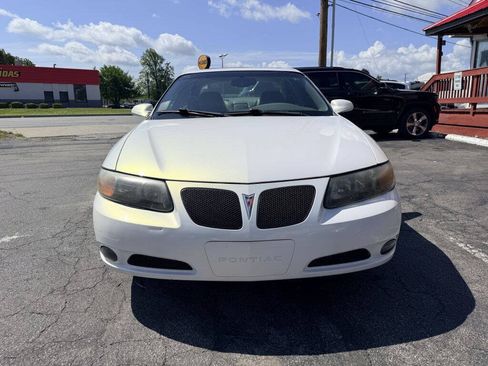 Used 2005 Pontiac Bonneville SLE w/ Premier Edition FWD image 2