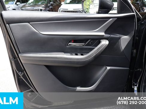 Used 2025 MAZDA CX-90 3.3 Turbo w/ Preferred Package AWD/4WD image 10