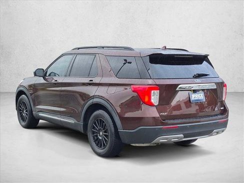 Used 2020 Ford Explorer XLT w/ Equipment Group 202A RWD image 15