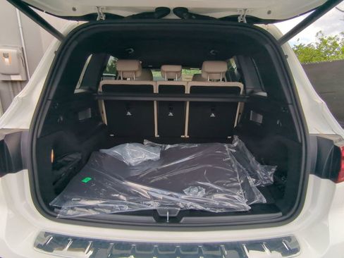 New 2025 Mercedes-Benz GLB 250 image 24