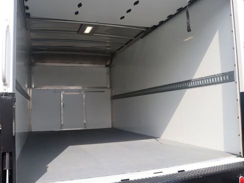 Used 2024 Ford E-350 and Econoline 350 Super Duty w/ Driver's Safety Package image 33