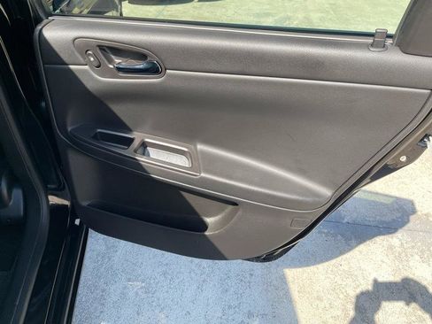 Used 2008 Chevrolet Impala SS w/ Convenience Package image 40