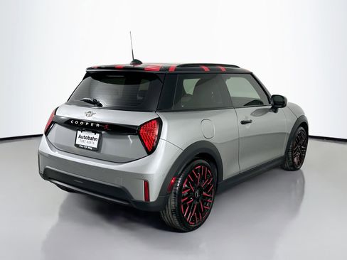 Certified 2025 MINI Cooper S image 5