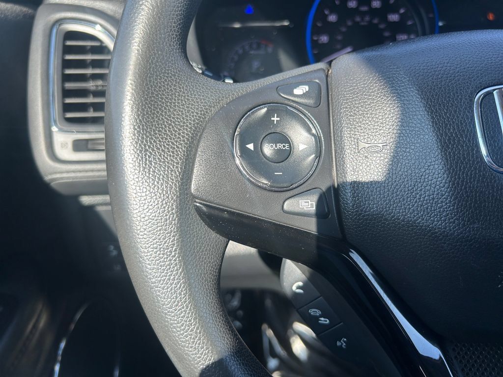 Used 2021 Honda HR-V EX image 20