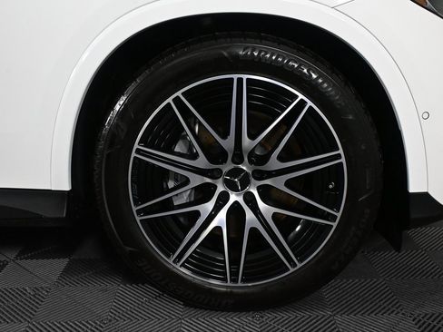Used 2025 Mercedes-Benz GLC 43 AMG 4MATIC image 36