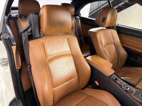 Used 2012 BMW 335i Convertible w/ M Sport Pkg image 31