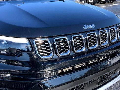 Certified 2025 Jeep Compass Limited w/ Elite Group image 28