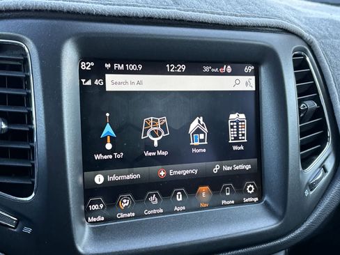 Used 2021 Jeep Compass Trailhawk w/ Sun and Sound Group image 15