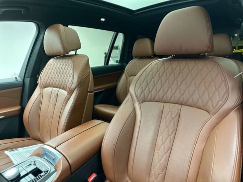 Used 2023 BMW X7 M60i w/ Executive Package image 11