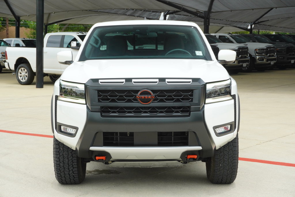 Used 2025 Nissan Frontier PRO-4X AWD/4WD image 7