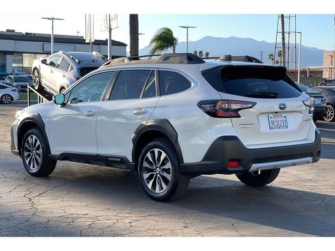 Used 2024 Subaru Outback Limited image 3