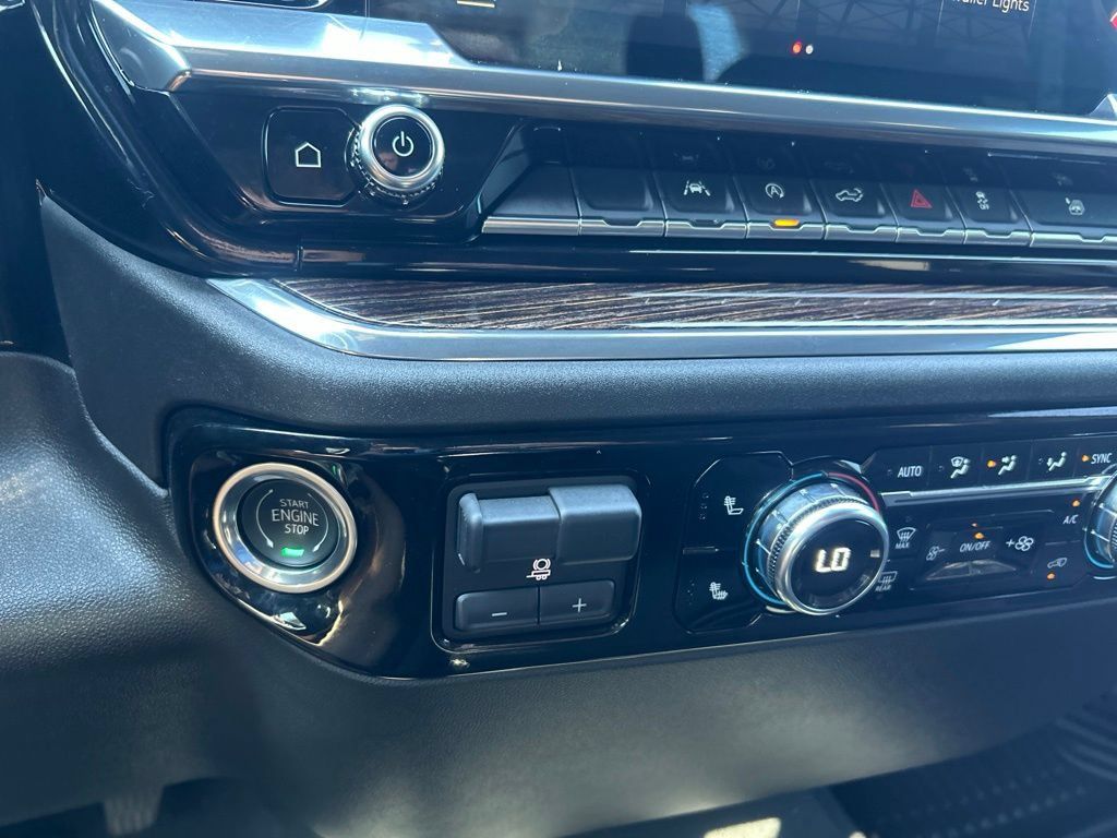 Used 2023 GMC Sierra 1500 Elevation AWD/4WD image 17