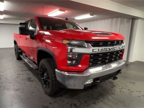 Used 2022 Chevrolet Silverado 2500 LT w/ Convenience Package image 2